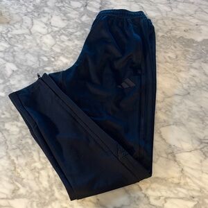 adidas Men's black tiro Joggers, size small